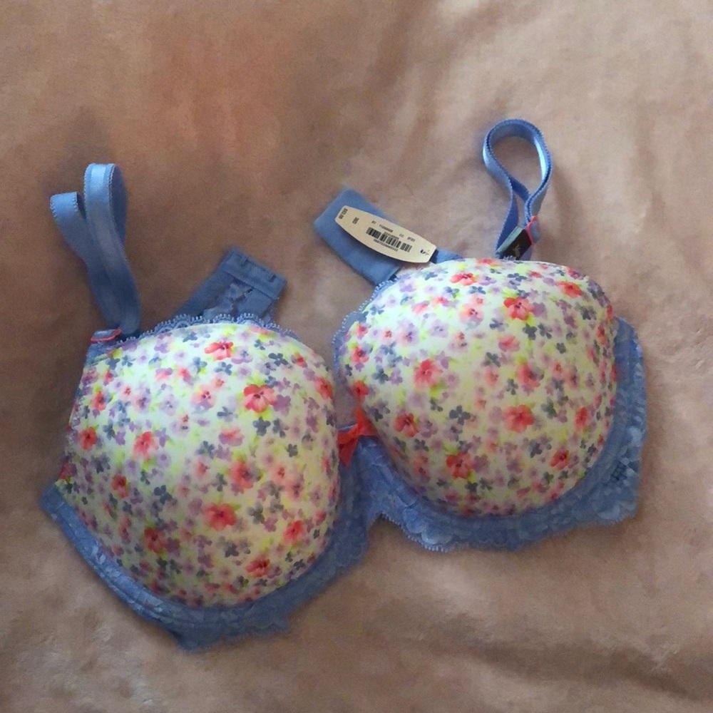 Victoria’s Secret Bra